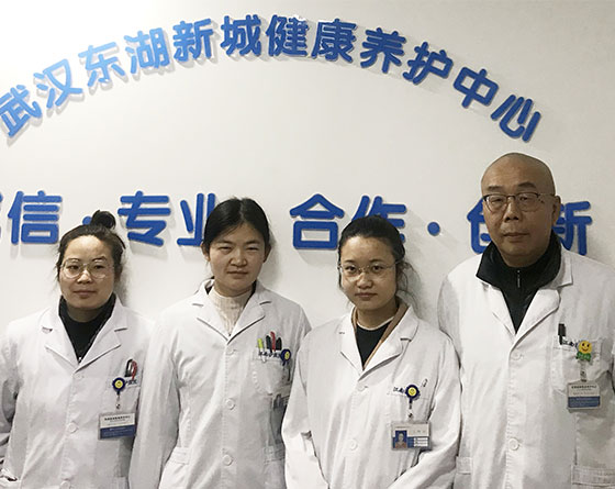 武漢養(yǎng)老院白衣護(hù)航